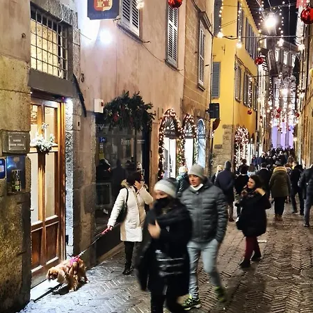 Piazza Vecchia 4* بيرغامو