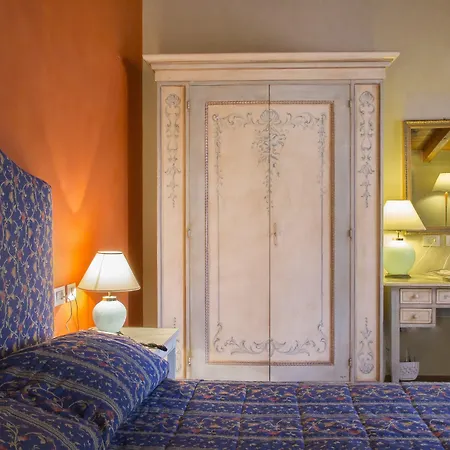 ピアッツァ ヴェッキア ホテル