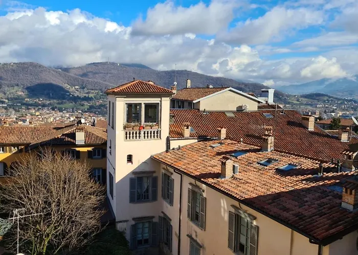 Piazza Vecchia 4* Bergame