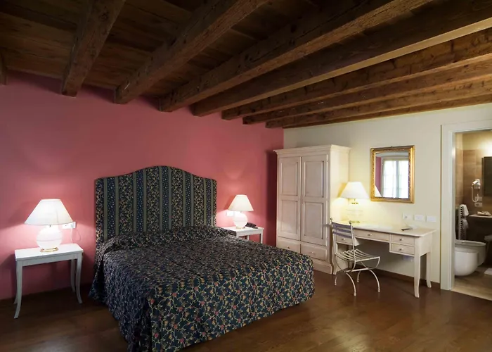 Hotel Piazza Vecchia 4*