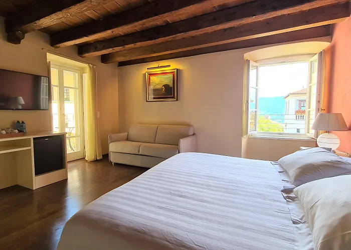 Piazza Vecchia 4* Bergame