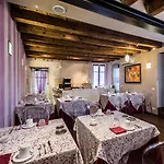 호텔 Piazza Vecchia 4*