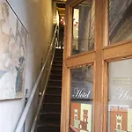 Piazza Vecchia 4* 베르가모