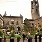 호텔 Piazza Vecchia 4*