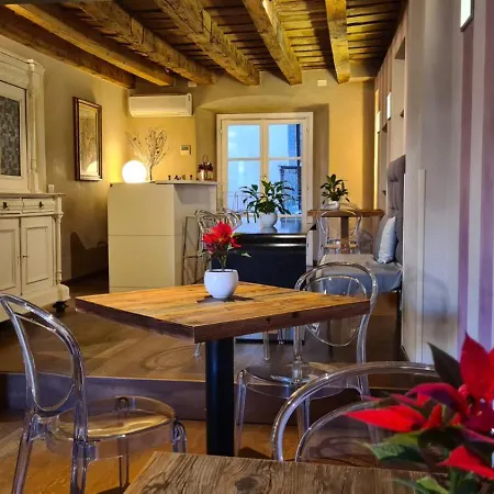 Отель Piazza Vecchia 4*